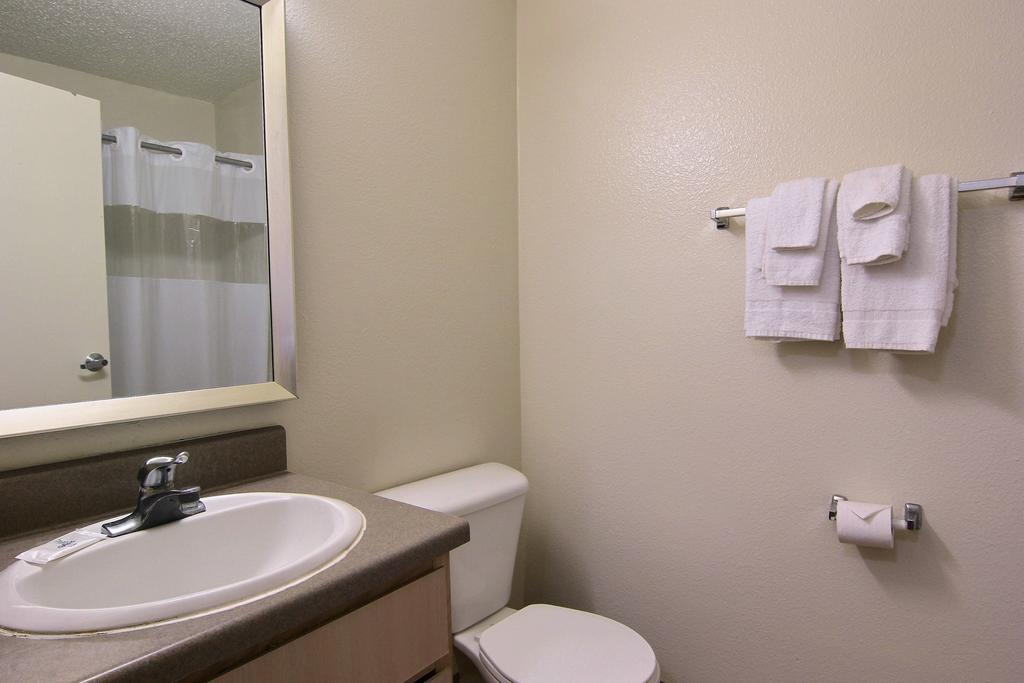 Sun Suites Of Plano Camera foto